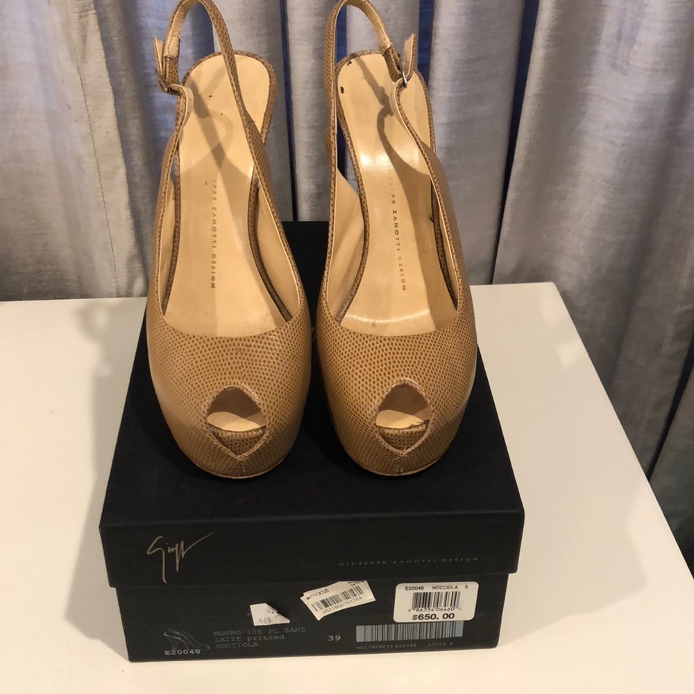 Giuseppe Zanotti Monro peep toe heels